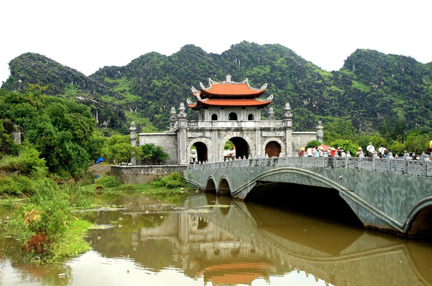 Hoa Lu Ancient Citadel - Ninh Binh