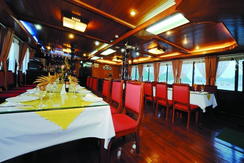 lavender cruises restaurant