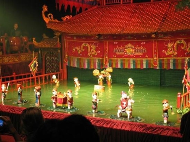 water puppet show - hanoi