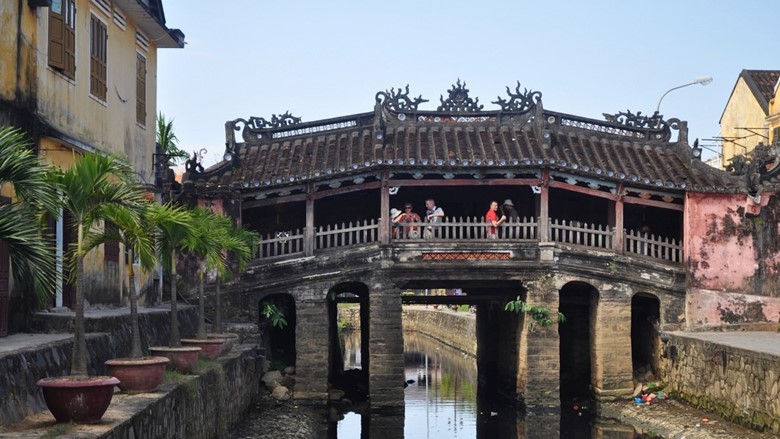 japanese bridge - ninh binh getaway