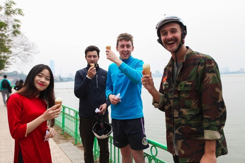 Ice cream - hanoi old quarter - ninhbinhgetaway