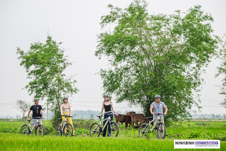 cycling in Tam Coc